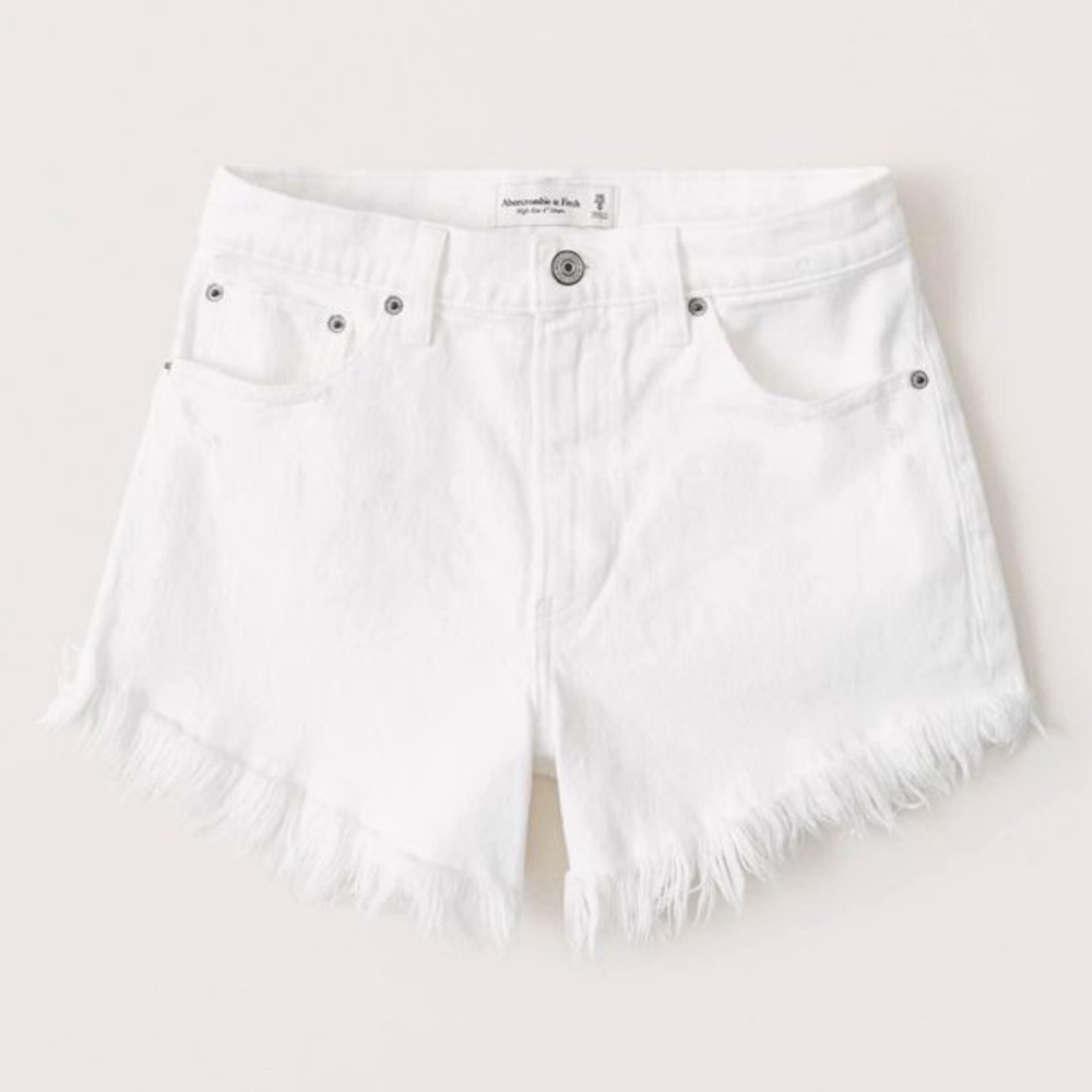 ABERCROMBIE & FITCH High Rise 4" Distressed Short in White Sz. 8 / 29 - Picture 1 of 7
